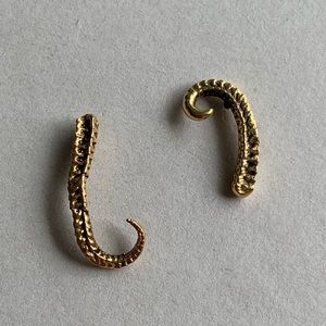 Merewif Cast Seahorse Earrings